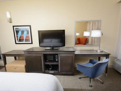Hampton High Point Hotel 3*